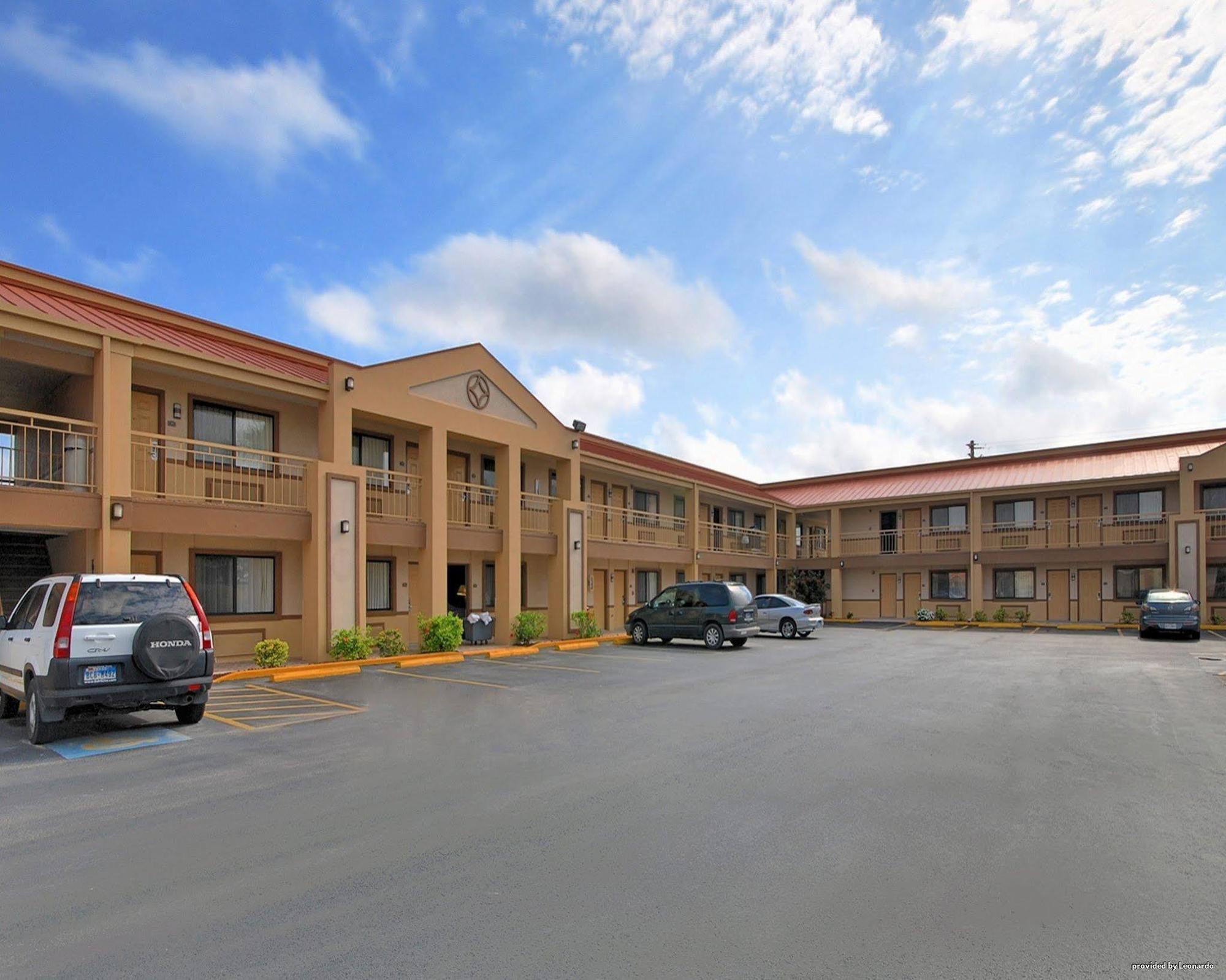 Americas Best Value Inn Kingsville Exteriör bild